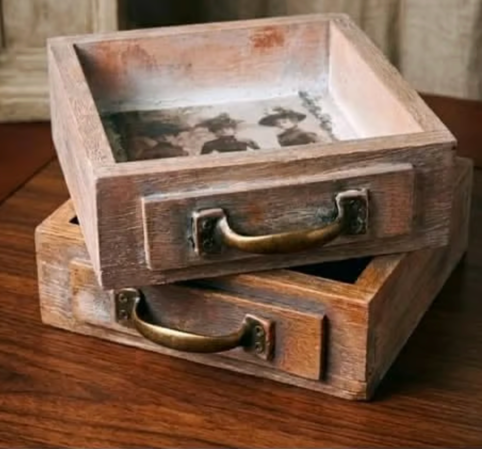 Vintage Retro Drawer 15x15 cm — for jewelry, candles, trinkets (two designs)